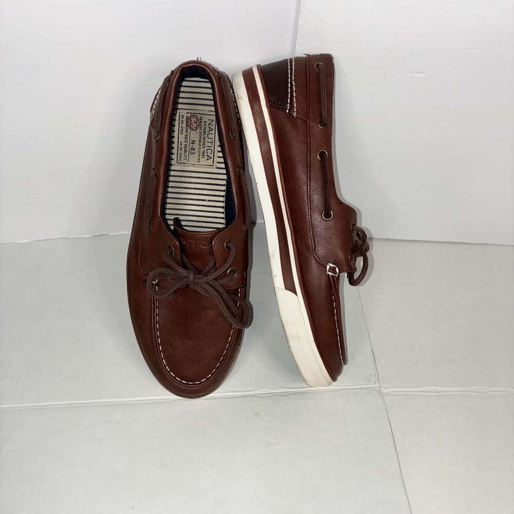 Nautica N-83 Men Size 10.5Boat Shoes Brown Leather
